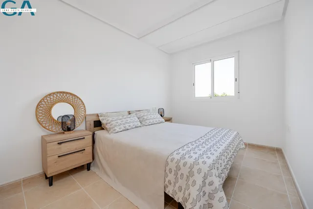 Apartamentos renovados en el centro de San Fulgencio — 17