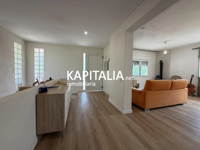 Chalet en venta en Ontinyent, a un paso del casco urbano y con bonitas vistas a la montaña. — 27