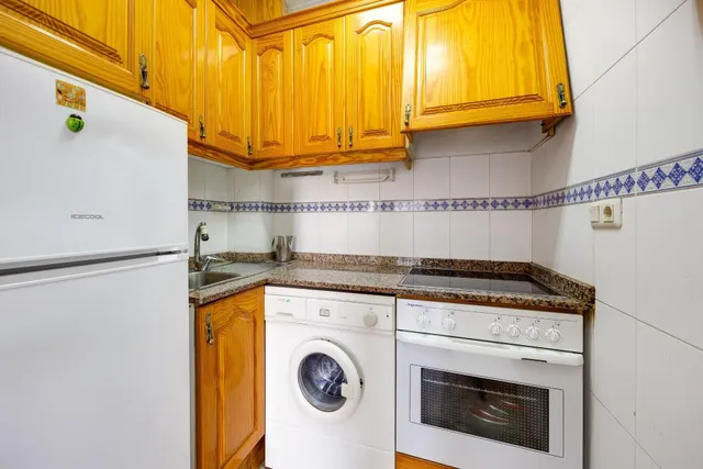 ESPECTACULAR BUNGALOW EN PLANTA ALTA CON PISCINA COMUNITARIA Y PLAZA DE GARAJE — 10