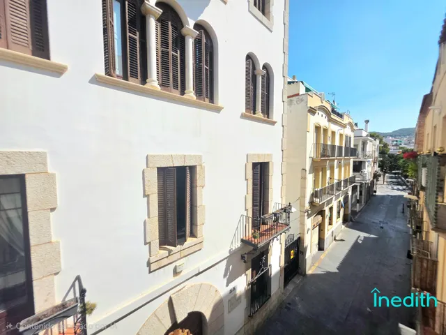 Bonito piso con patio en bonita calle centro Sitges — 24