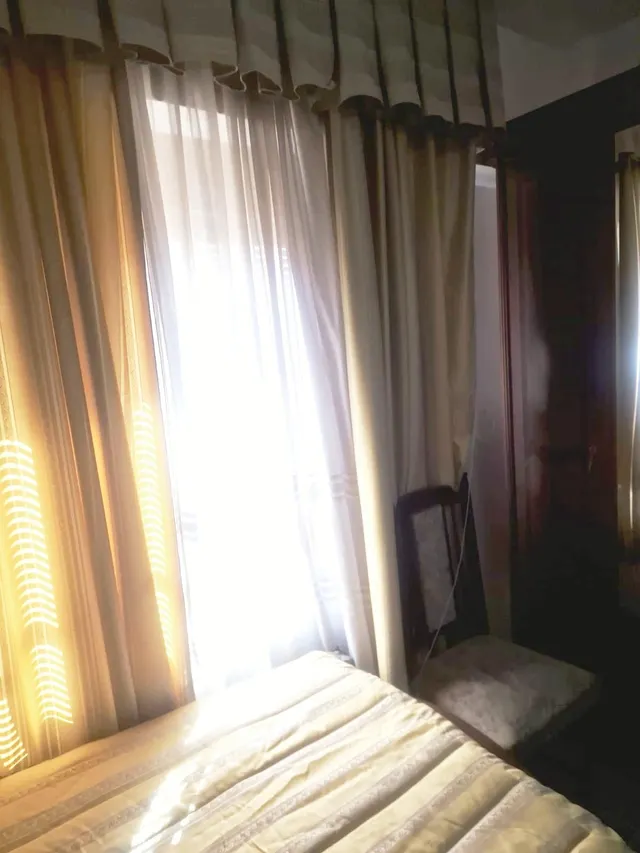 Piso exterior en esquina con ascensor, 3 dormitorios y terraza – Av. Barcelona — 14