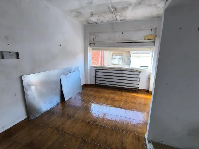 Casa adosada de 177 m2 para reformar en Algeciras | 3 dormitorios | Sin comisión — 10