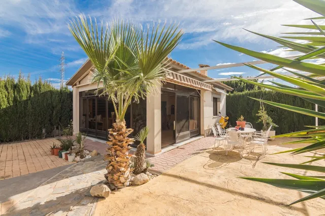 Chalet independiente de lujo en suelo urbanizable — 40