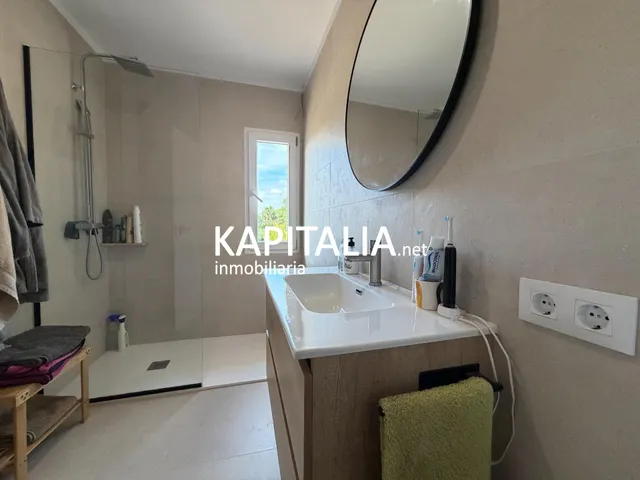 Chalet en venta en Ontinyent, a un paso del casco urbano y con bonitas vistas a la montaña. — 33