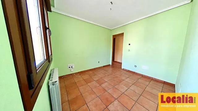 Chalet: amplitud, luz y carácter junto a la costa cántabra — 36