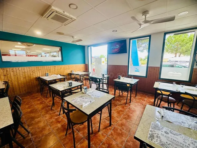 Traspaso de restaurante-cafeteria en pleno rendimiento — 10