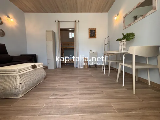Restaurante y zona de ocio en Gaianes — 24