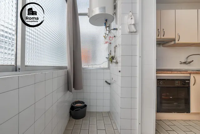 Piso de 87 m2 con 3 dormitorios en Pedro Antonio de Alarcón 27, junto a Recogidas — 11