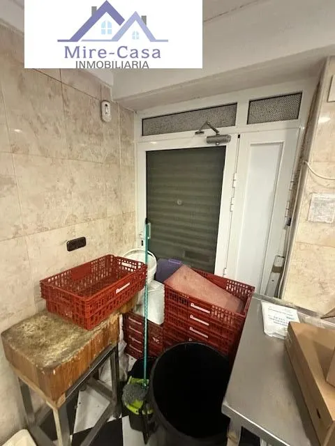 SE VENDE LOCAL PLAZA MADRID, POSIBILIDAD VIVIENDA — 4