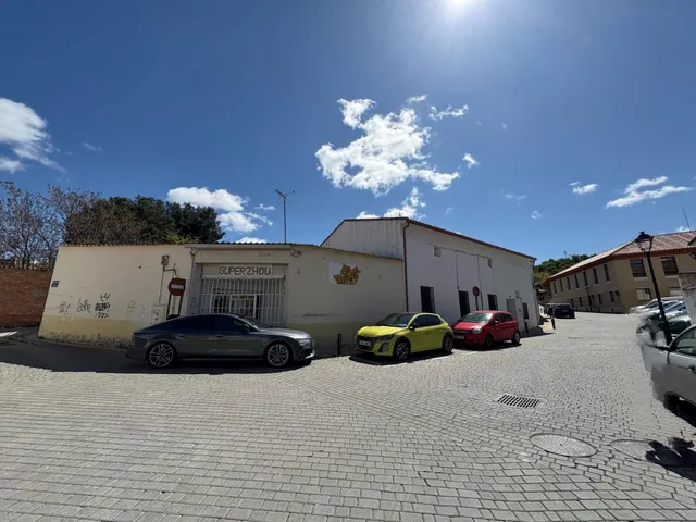 EXCELENTE INVERSION EN VILLALBILLA — 20