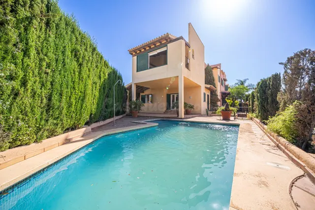 Exclusiva vivienda con jardín y piscina privada en Son Verí Nou — 47