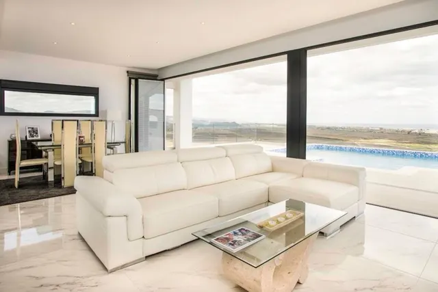 Villa Solana. Impresionante villa de nueva construcción en venta con vistas al mar — 3