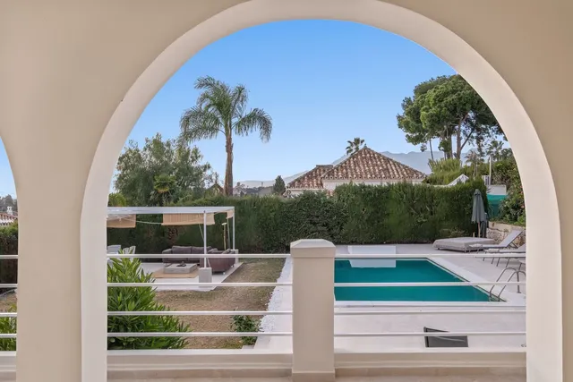 Chalet 4 habitaciones 273m² en venta - Marbella — 24