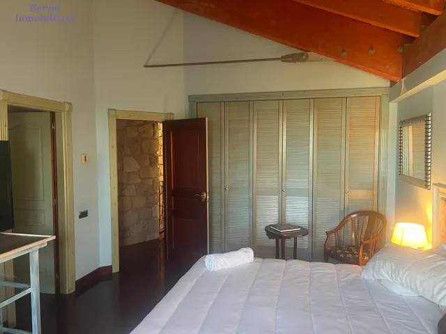 Singular chalet independiente junto a la cíniva de Los Manzanos, Lardero — 37
