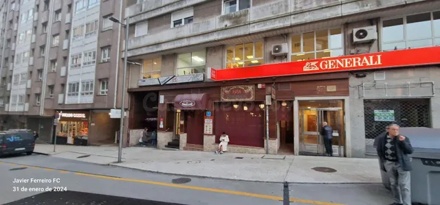 Local comercial 330m² en alquiler - Ensanche