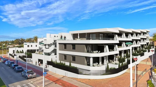 Moderno Apartamento de Oportunidad en La Marina, El Pinet — 8