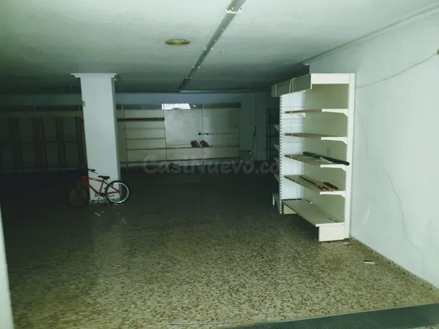 Local comercial en Petrer con gran potencial inversor - foto 3