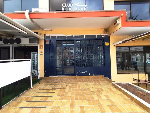 Local en Avenida Marques de Villanueva del Prado – 120 m2 +  - foto 3