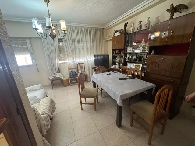 Amplia Planta Baja en Alicante - Ideal para Familias — 3