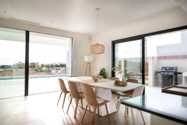 PRECIOSAS VILLAS DE 3 habitaciones Y 3 BAÑOS EN LOS MONTESIN - foto 4