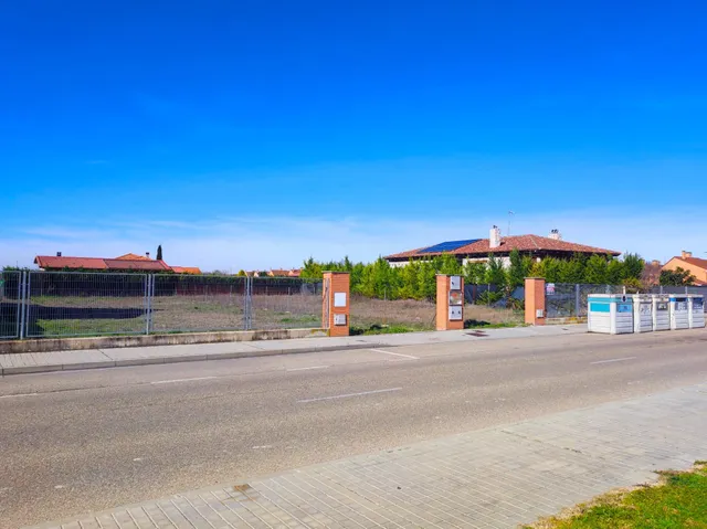 Parcela de 712 m2 en Aldeamayor Golf — 6