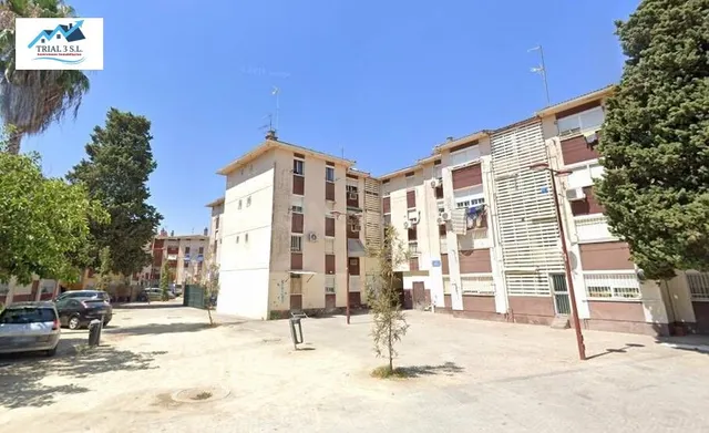 Piso en venta en Sevilla capital con gran potencial — 2