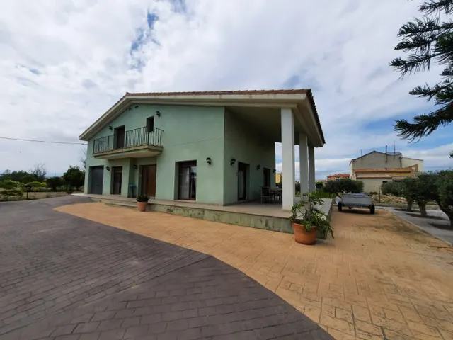 Gran Chalet a pocos metros del rio en el Delta del Ebro — 22