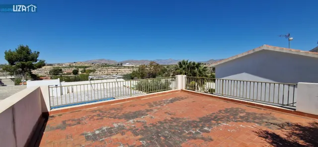 Encantadora Parcela Rústica con Piscina Privada y Chalet en Entorno Tranquilo — 29