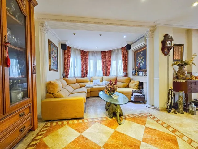 ¡Descubre la Exclusividad y el Lujo Mediterráneo en Esta Impresionante Villa en Esquina - Torrevieja — 49