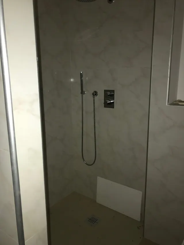 DÚPLEX DE 113 M2, NUEVO, 2 HAB., SALÓN, COCINA, 3 BAÑOS. CALIDADES LUJO — 8