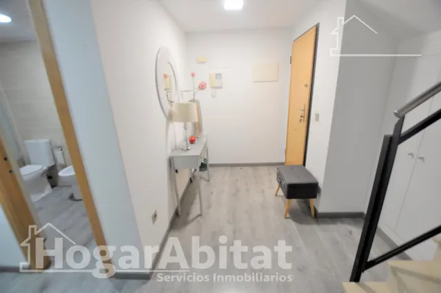 Precioso ático dúplex reformado con garaje y terraza — 26