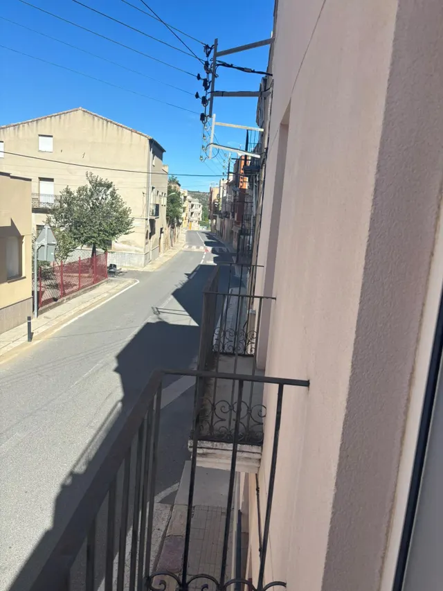 Casa de 194 m2 con 6 habitaciones y terraza en el centro de Bítem (Tortosa) — 13