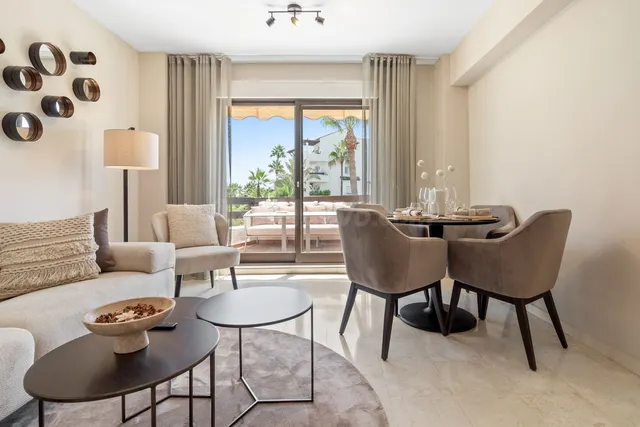 Apartamento 2 habitaciones 77m² en venta - Costa Del Sol - foto 2