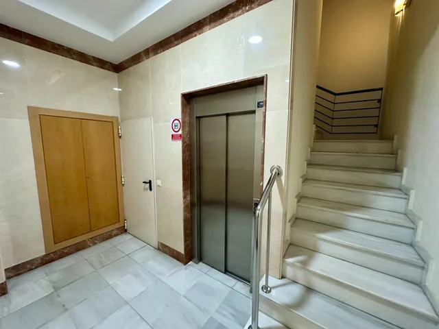 Ático dúplex reformado con amplia terraza en la zona de El Calvario, Torremolinos — 32