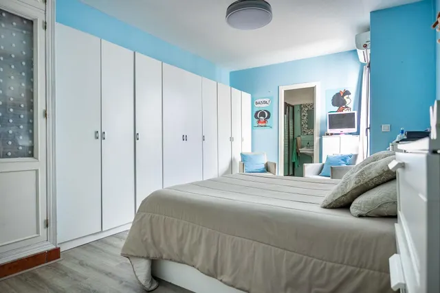 Chalet adosado en Calle Carmona, Tiro de Línea, Sevilla — 28