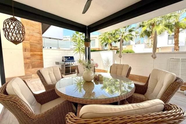 Villa 3 habitaciones 110m² en venta - Lomas de Cabo Roig - foto 4