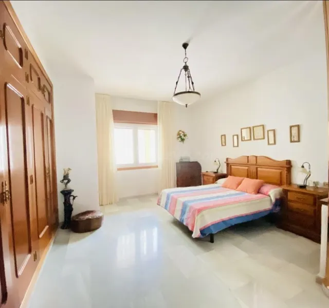 Casa-Chalet en Venta en Zubia, La Granada — 4