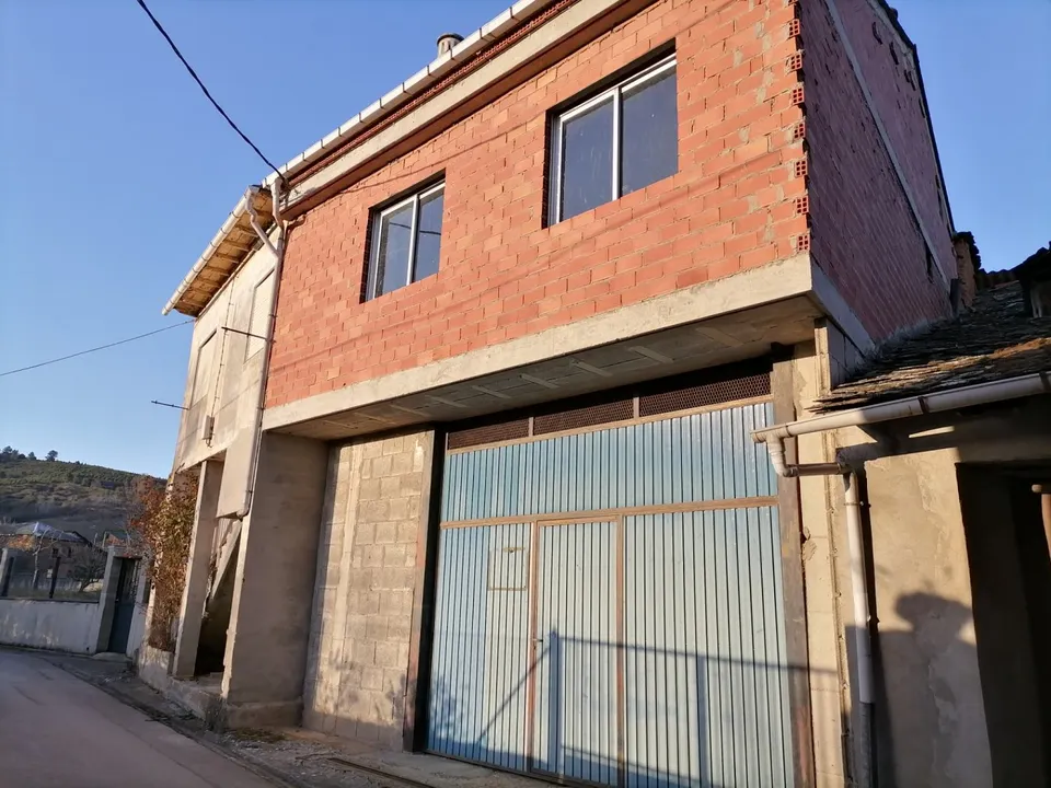CASA PARA REFORMAR EN EL CENTRO DE VALTUILLE DE ARRIBA