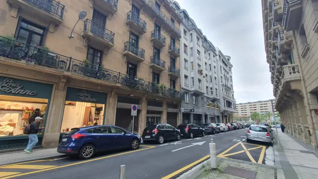 Local en Venta en Gros — 2