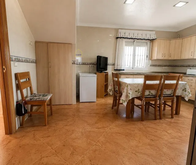 Chalé de 4 dormitorios en una planta, cerca del Campillo, Lorca — 15