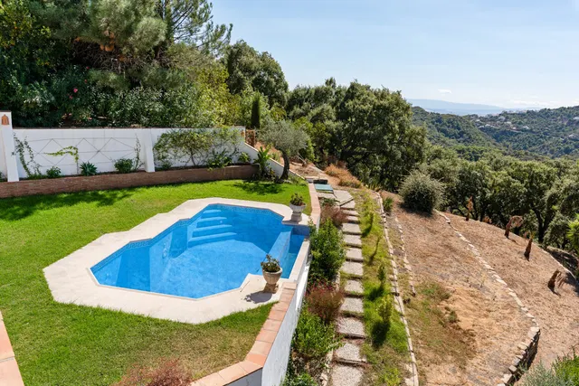 Chalet 4 habitaciones 400m² en venta - Costa Del Sol — 33