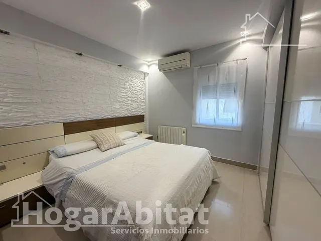 ¡Espectacular! Amplio, impecable y moderno con balcón, todo amueblado — 33