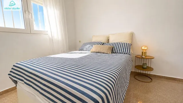 UN BALCÓN AL MEDITERRÁNEO EN LA PLANTA 17 — 17