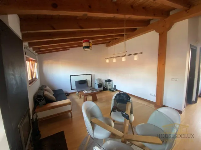 Piso de 55 m2 Reformado • Centro de León | Vistas Catedral y