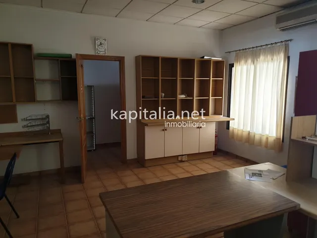 LOCAL COMERCIAL EN VIA PRINCIPAL DE ONTINYENT — 5