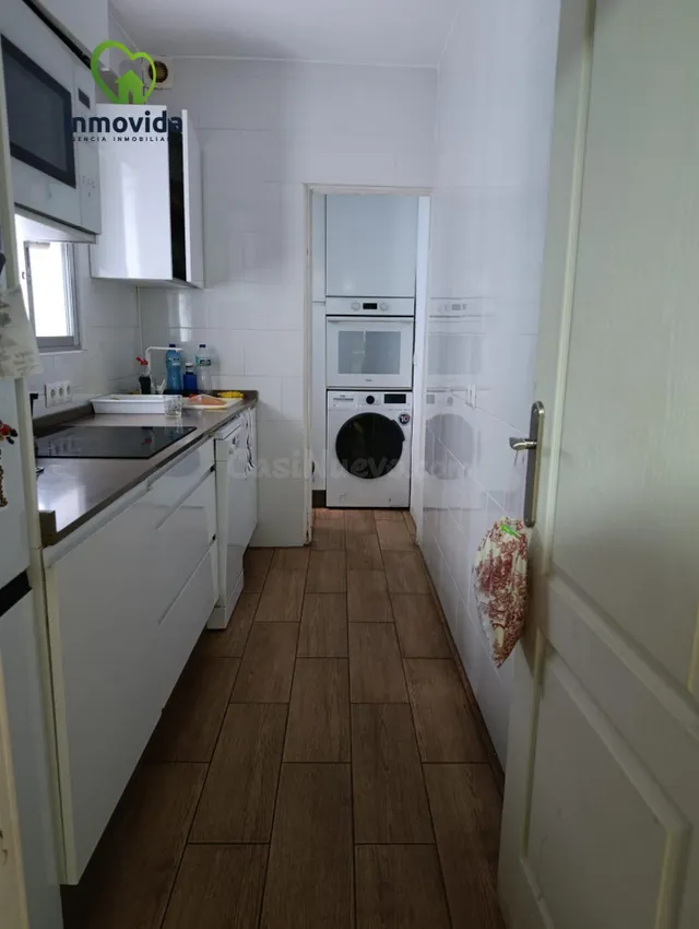 Amplio piso reformado en Santa Rosa, Córdoba por €162.000,00 - foto 3