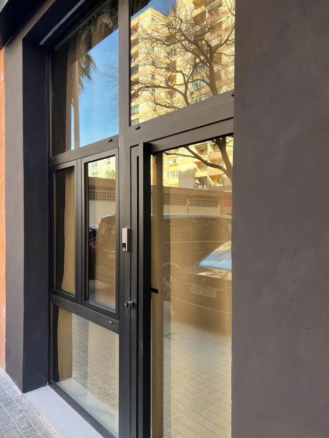 1 ESTUDIO DUPLEX,  CON LICENCIA TURISTICA, EN PLANTA BAJA, TOTALMENTE REFORMADO A ESTRENAR. — 36