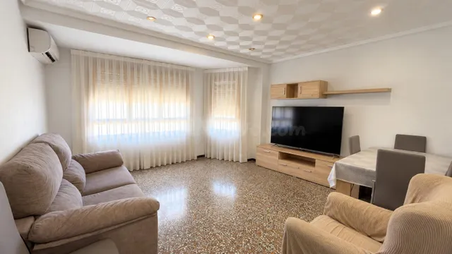 LAS VIVIENDAS DE ANTES QUE TODOS BUSCAMOS: 4 habitaciones Y 