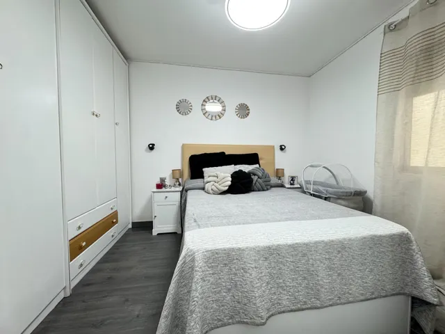 PISO EN SALOU CENTRO 4 habitaciones — 33