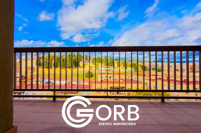 TU NUEVO HOGAR CON VISTAS DESPEJADAS, EN ZONA ESPERANZA